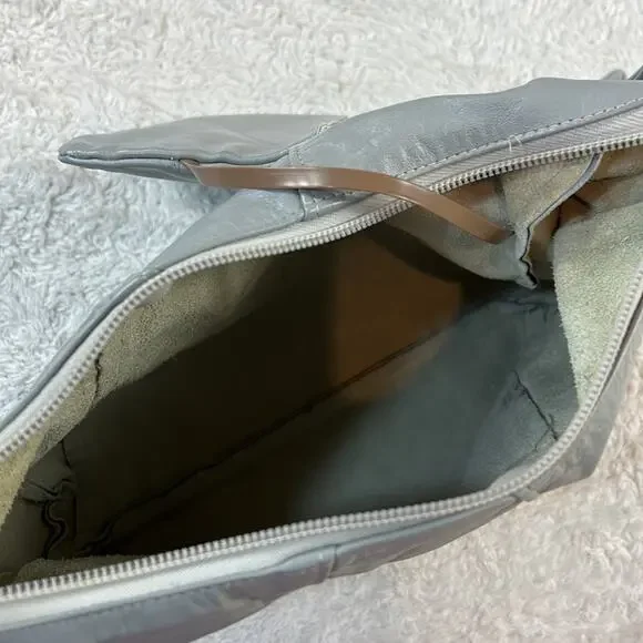 Vintage 80s unbranded dove grey leather shoulder bag with matching coin purse - Picture 10 of 10